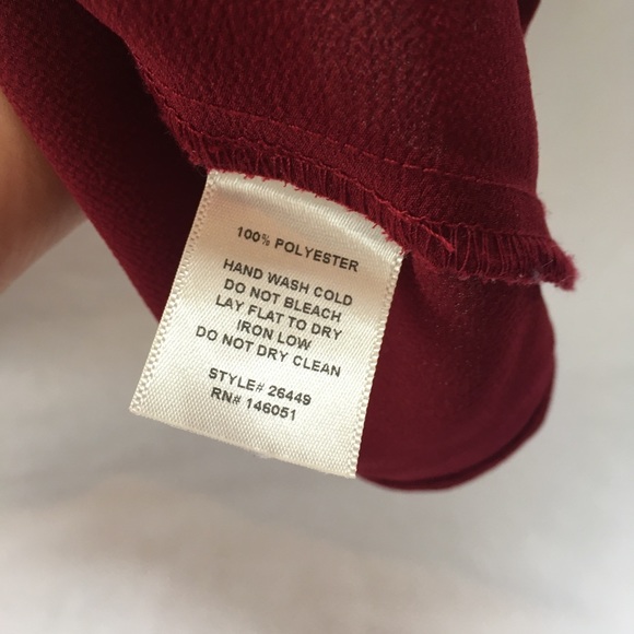 Monteau burgundy sleeveless blouse size M - Picture 8 of 8